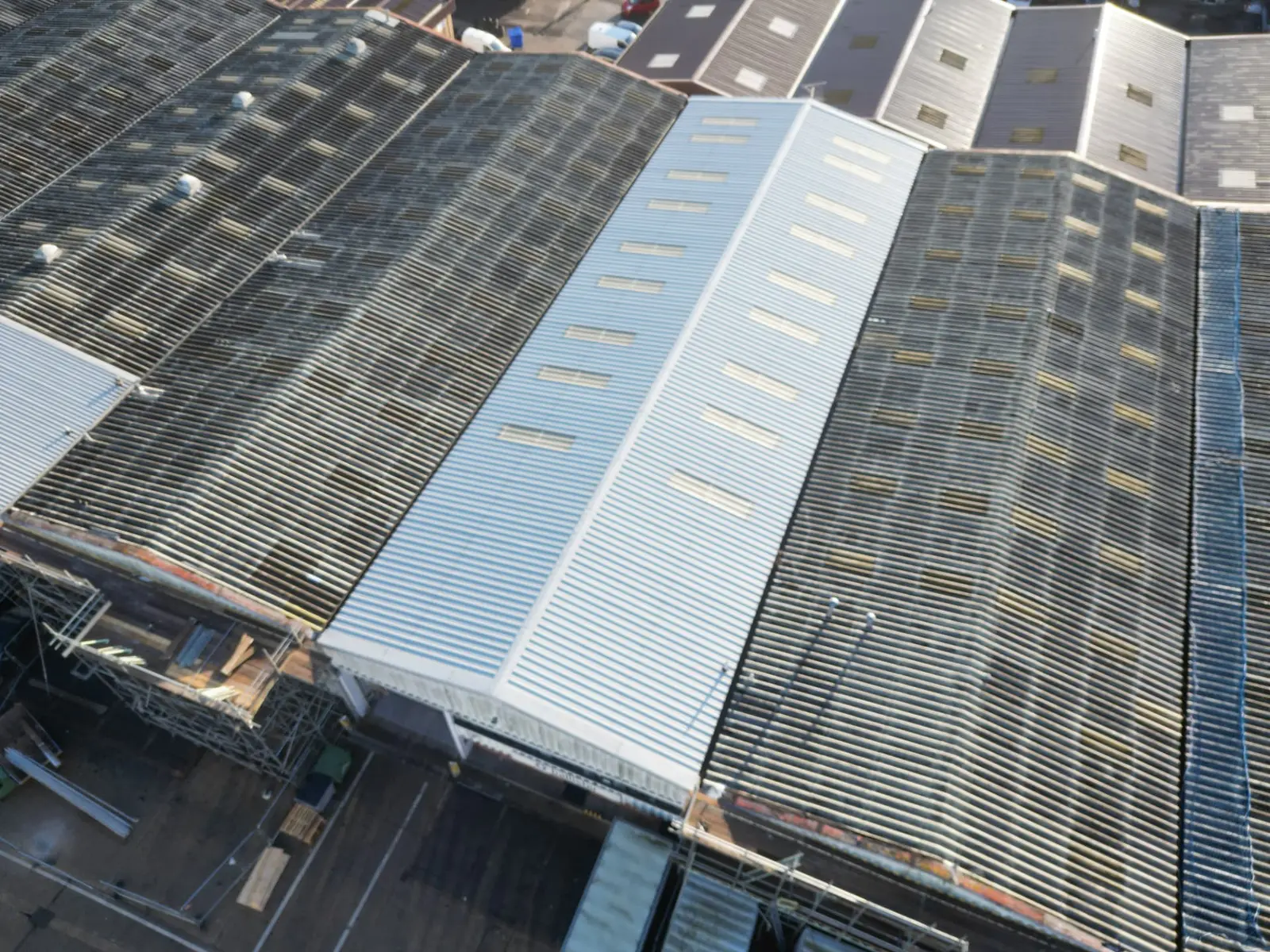 Kerbs, Upstands & Weathering Interfaces rooflights system installed by TRS on a UK commercial building