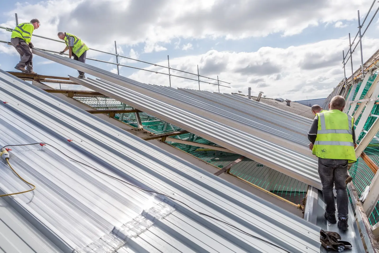 Composite Panel Roofing metal roofing system installed by TRS on a UK commercial building