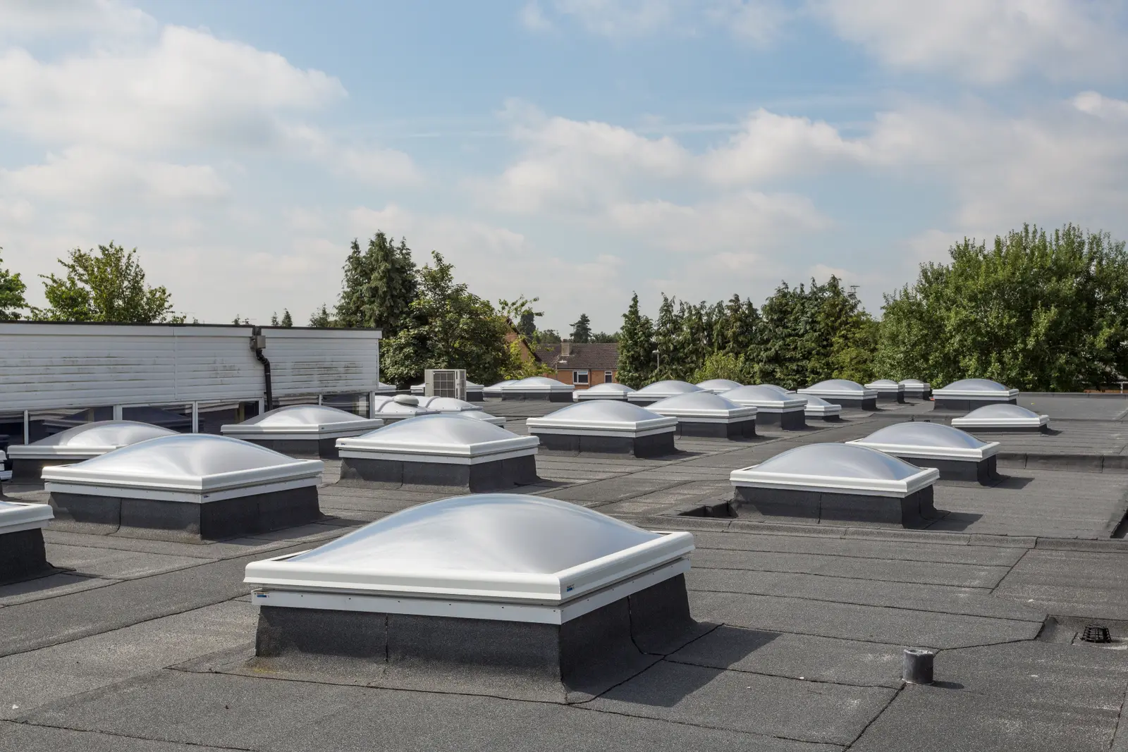 TRS-installed commercial rooflight array