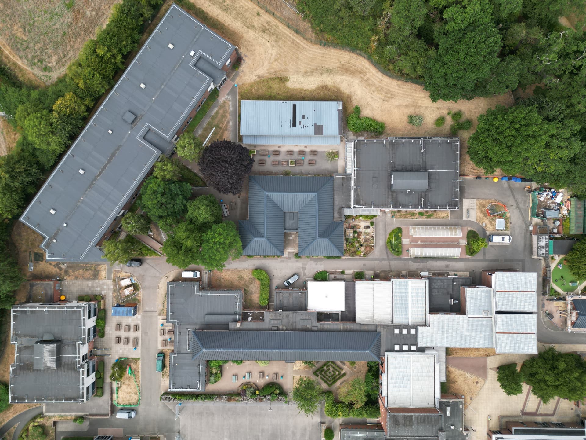 Completed R-MER LOC pitched and flat roofs at Kingsbury Green Academy, Calne